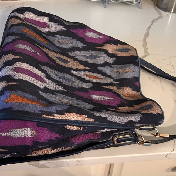 Coach F30803 Madison IKAT Shoulder Bag - Like New - Picture 4 of 12